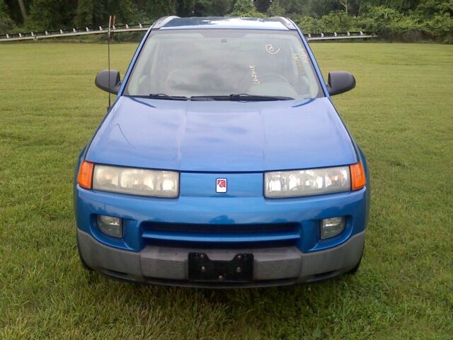 Saturn VUE 2003 photo 2