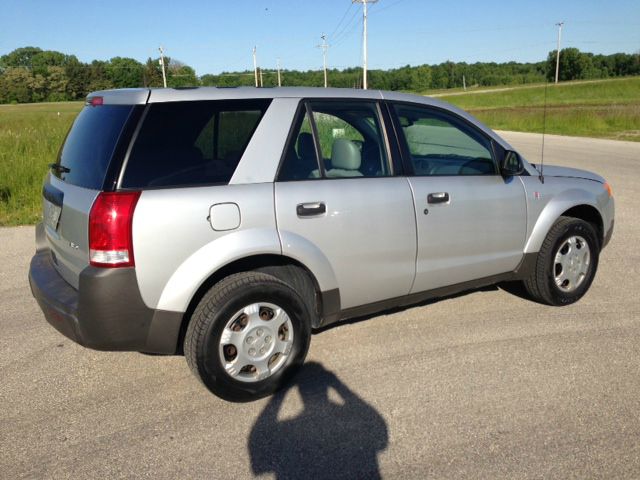 Saturn VUE 2003 photo 3