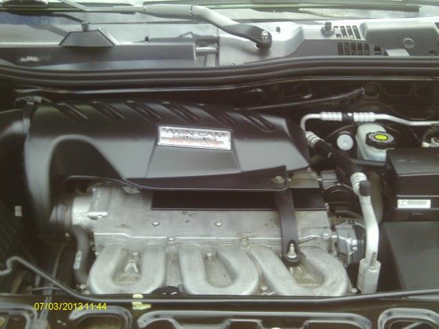Saturn VUE 2003 photo 2