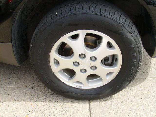 Saturn VUE 2003 photo 5