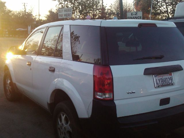 Saturn VUE 2003 photo 1