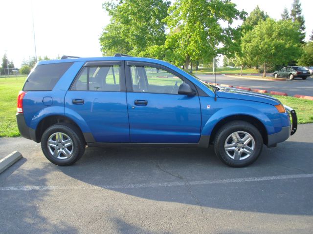 Saturn VUE 2003 photo 4
