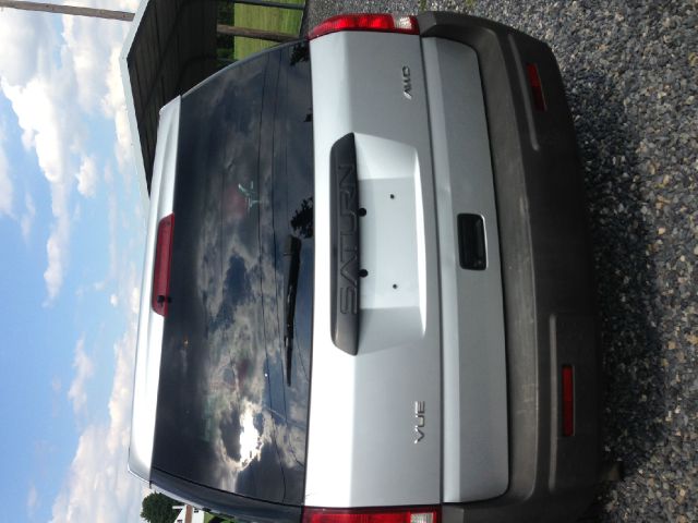 Saturn VUE 2003 photo 3