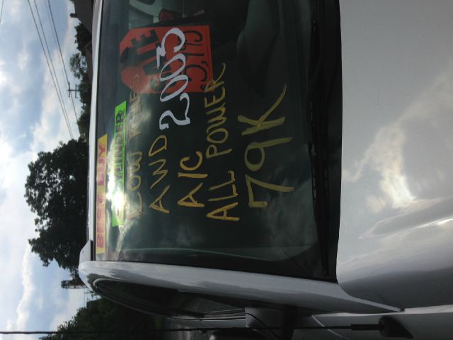 Saturn VUE 2003 photo 4