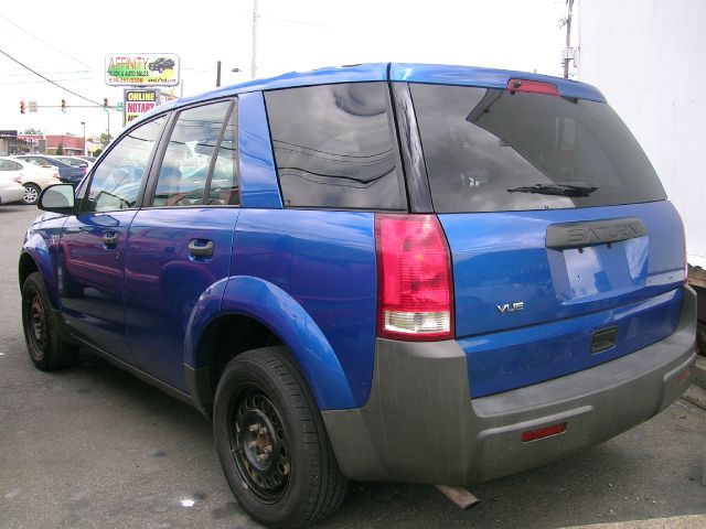 Saturn VUE 2003 photo 3