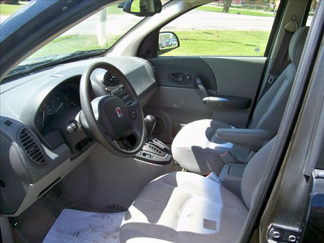 Saturn VUE 2003 photo 2