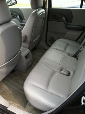 Saturn VUE 2003 photo 3