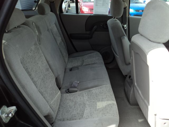 Saturn VUE 2003 photo 8