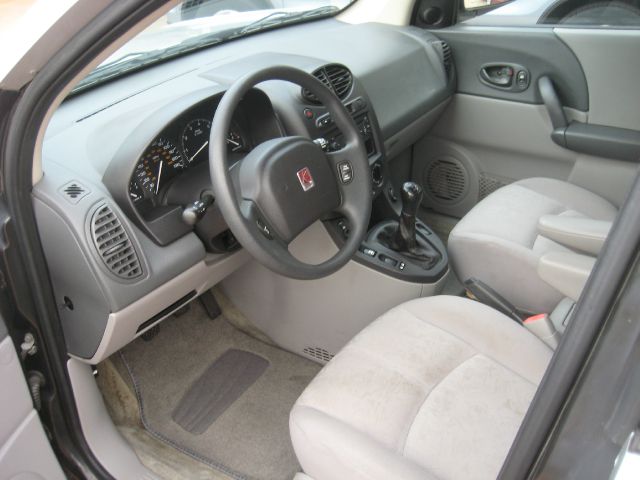 Saturn VUE 2003 photo 4