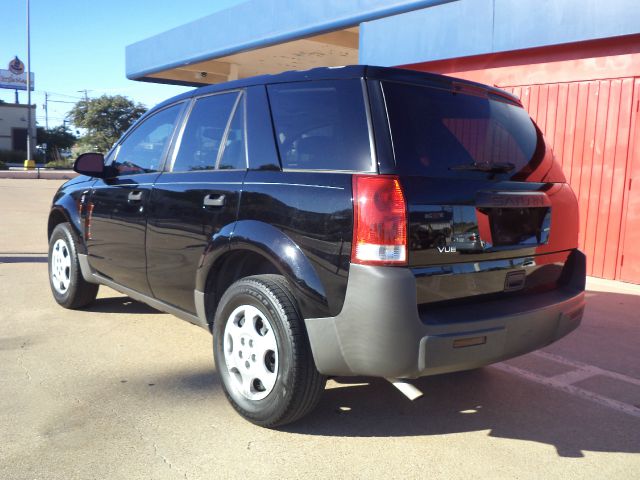 Saturn VUE 2003 photo 2