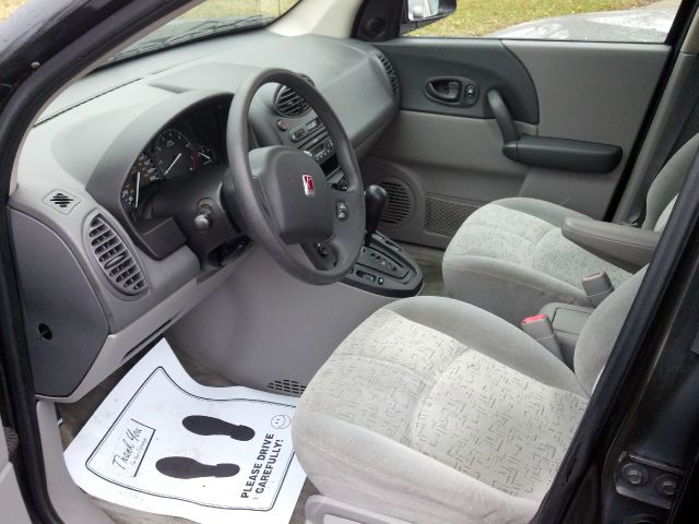 Saturn VUE 2003 photo 1