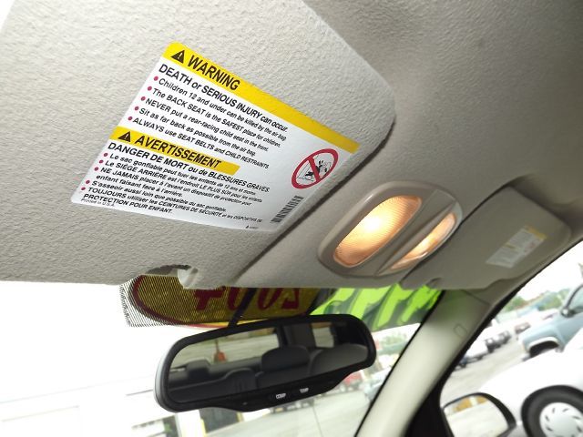 Saturn VUE 2004 photo 7