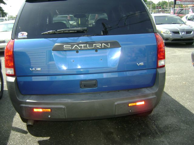 Saturn VUE 2004 photo 3