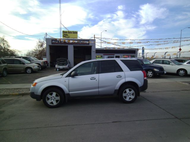 Saturn VUE 2004 photo 3