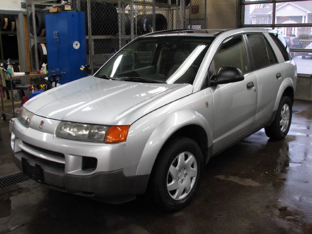 Saturn VUE 2004 photo 1