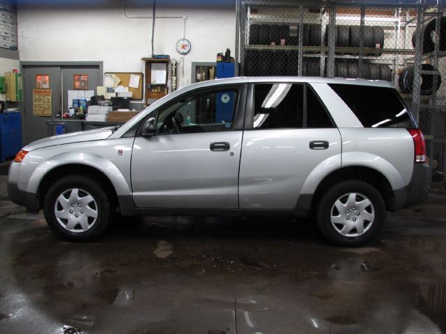 Saturn VUE 2004 photo 3