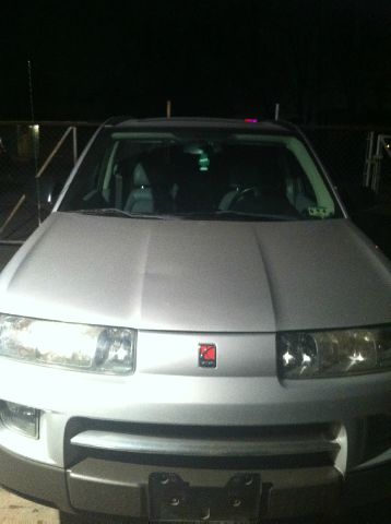 Saturn VUE 2004 photo 2