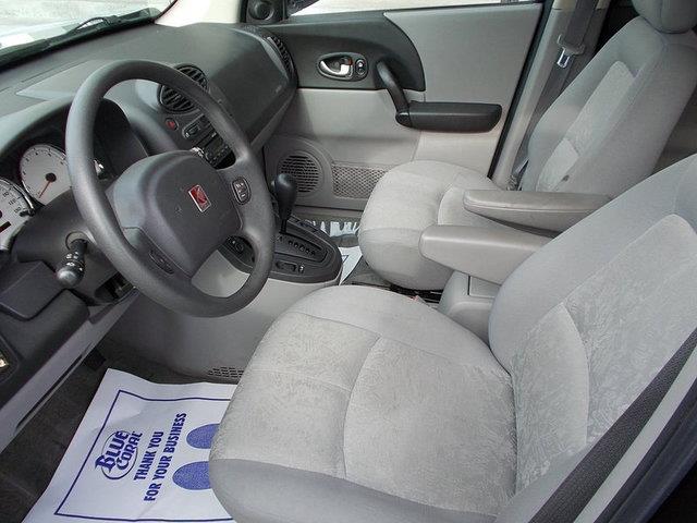 Saturn VUE 2004 photo 7