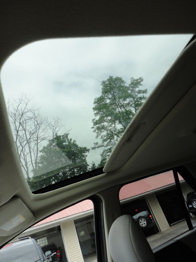 Saturn VUE 2004 photo 1