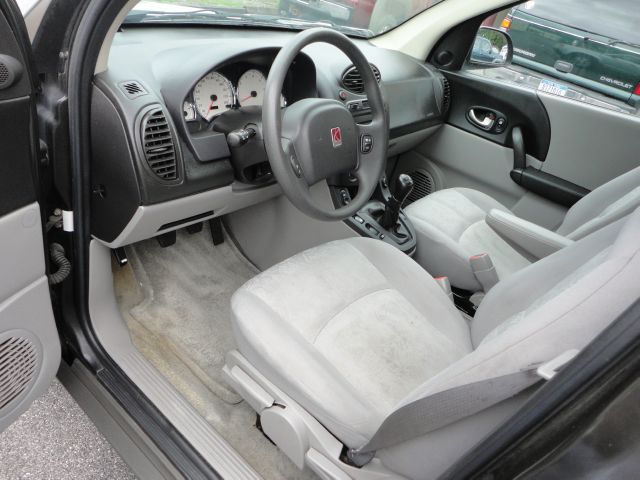 Saturn VUE 2004 photo 5
