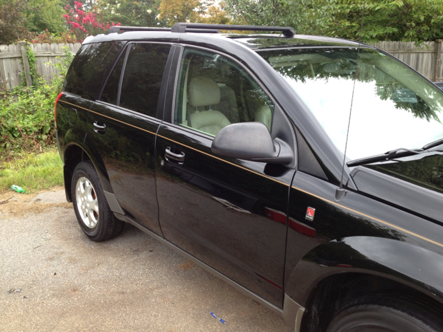 Saturn VUE 2004 photo 3