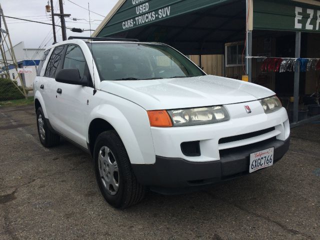 Saturn VUE 2004 photo 1