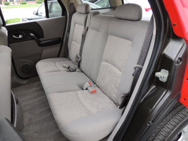 Saturn VUE 2004 photo 12