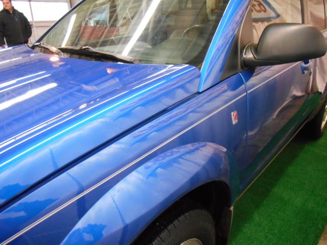 Saturn VUE 2004 photo 3