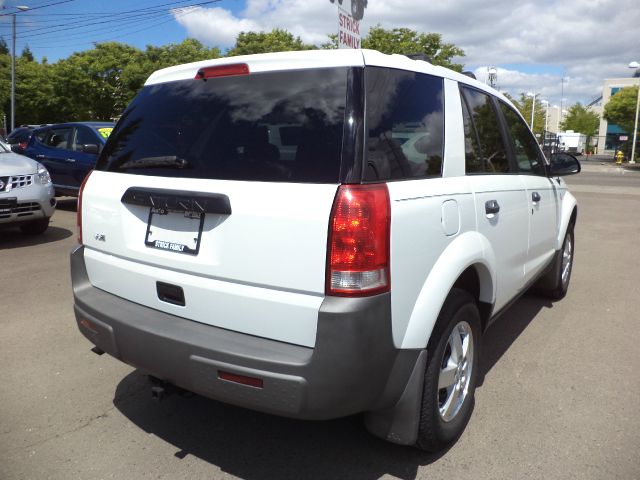 Saturn VUE 2005 photo 1