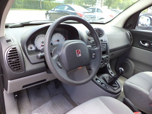 Saturn VUE 2005 photo 3