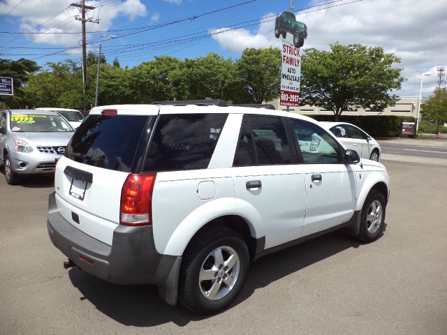 Saturn VUE 2005 photo 4