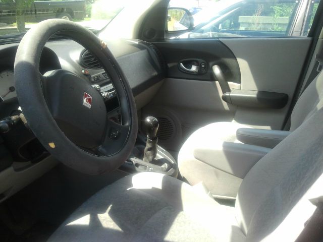 Saturn VUE 2005 photo 1