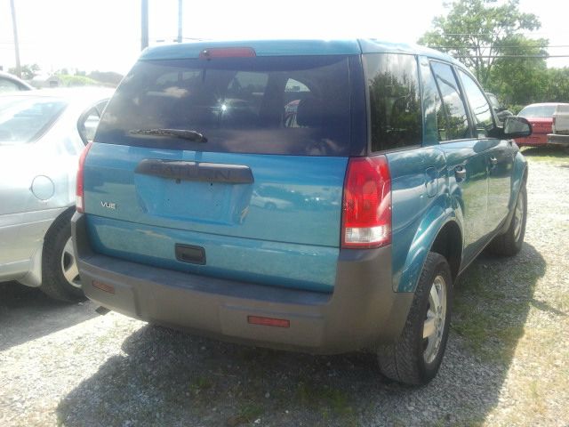 Saturn VUE 2005 photo 2