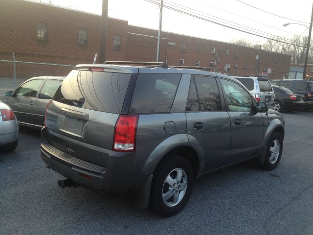 Saturn VUE 2005 photo 1