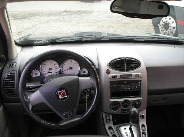 Saturn VUE 2005 photo 5
