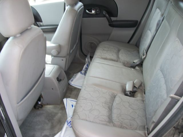 Saturn VUE 2005 photo 4