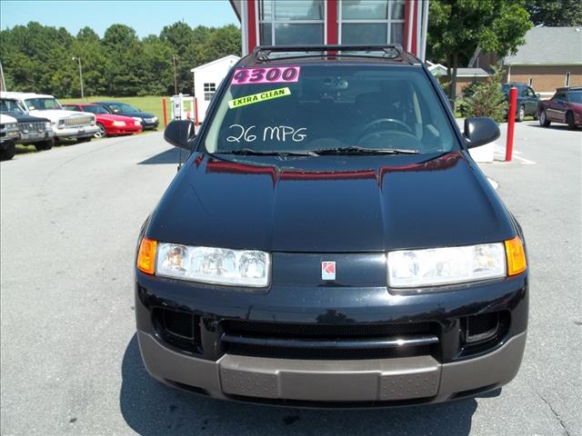 Saturn VUE 2005 photo 2