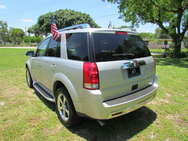 Saturn VUE 2006 photo 22