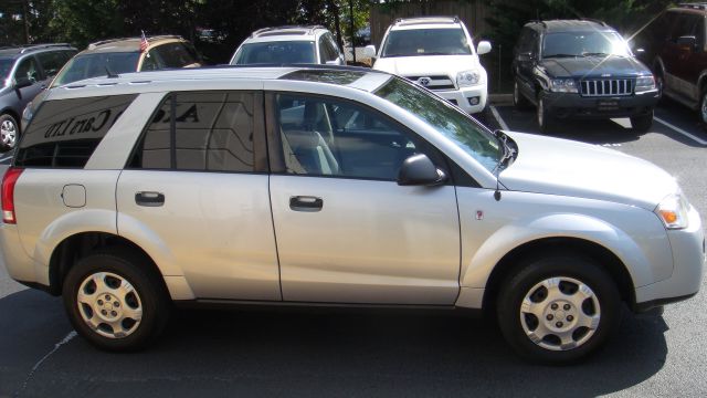 Saturn VUE 2006 photo 1