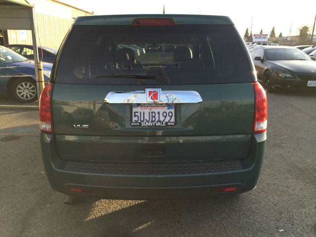 Saturn VUE 2006 photo 2