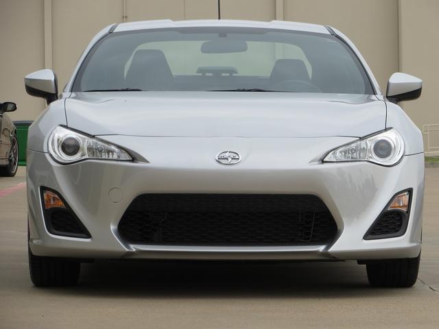 Scion FR-S 2013 photo 21