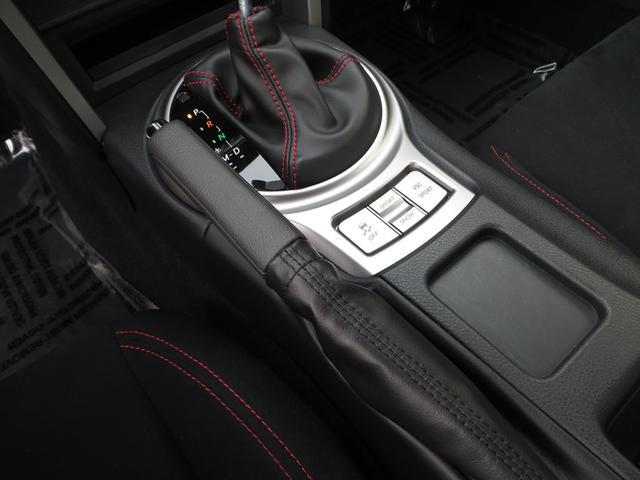 Scion FR-S 2013 photo 3