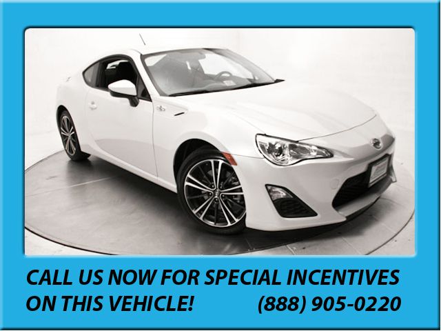 Scion FR-S 2013 photo 4