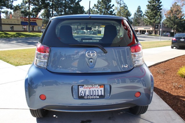 Scion iQ Base Unspecified