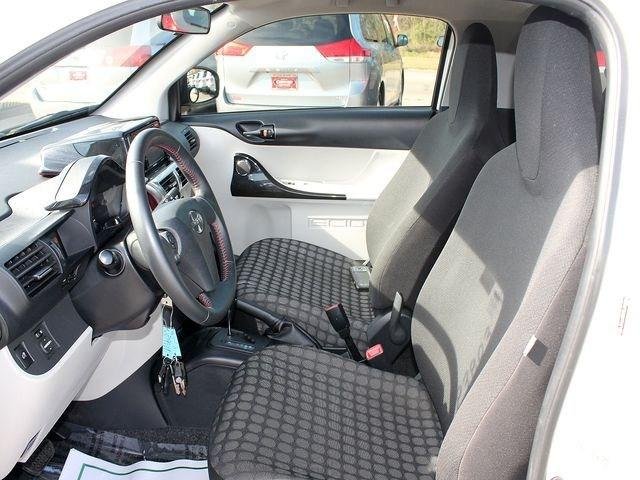 Scion iQ Base Unspecified