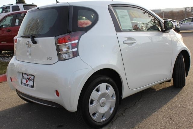 Scion iQ Base Unspecified