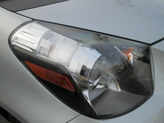 Scion iQ 2012 photo 2