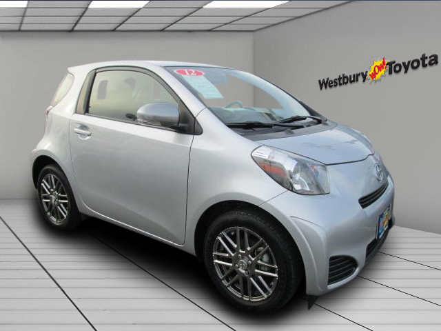 Scion iQ 2012 photo 4