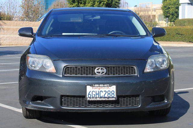 Scion tC 2005 photo 1