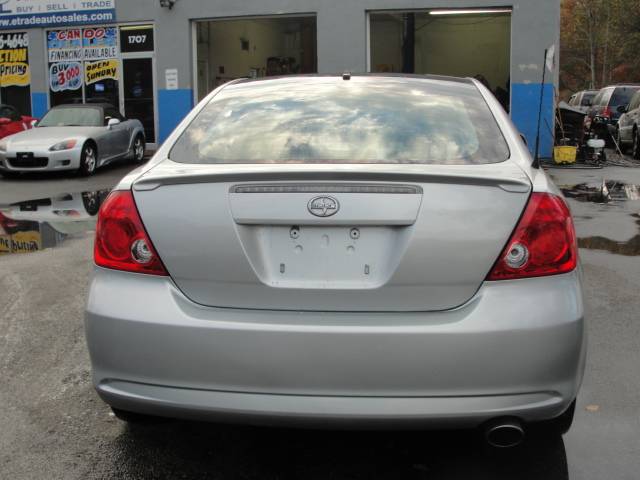 Scion tC 2005 photo 4